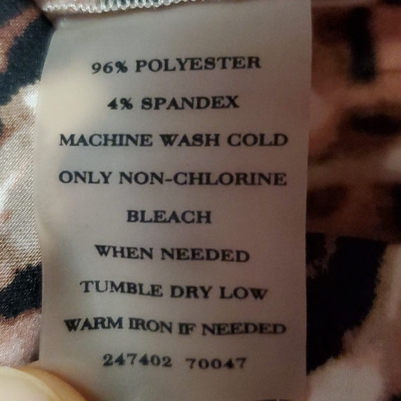 Ann Taylor sleeveless top spandex 2 - Picture 4 of 6